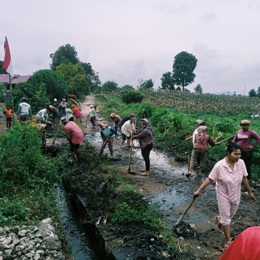 KEGIATAN GOTONG ROYONG DESA KEBAYAKEN (2024)